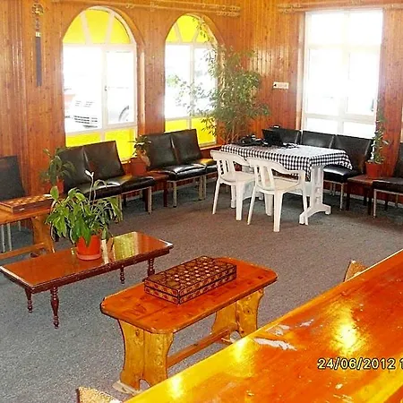 Kiyak Hotel 호텔 뎀레